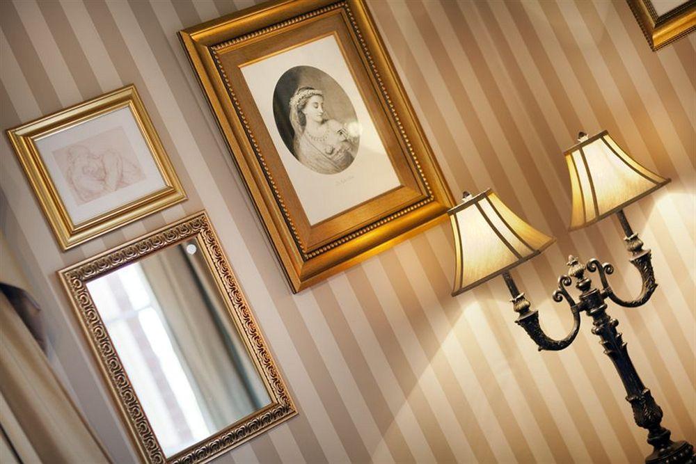 Alexandra Court Hotel Конглтон Экстерьер фото